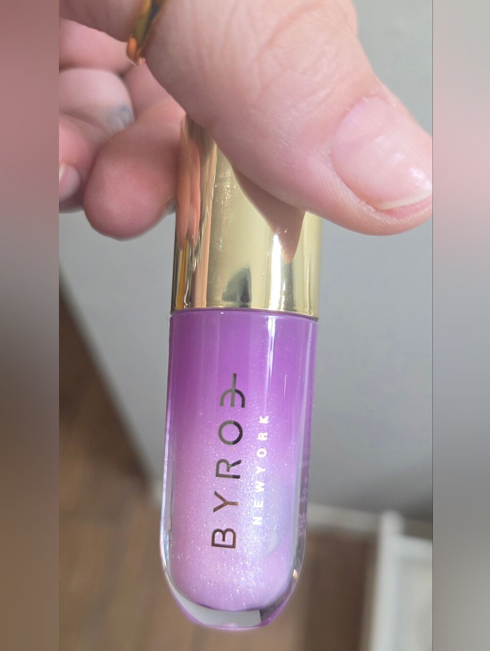 Byroe Shimmer Lip Oil